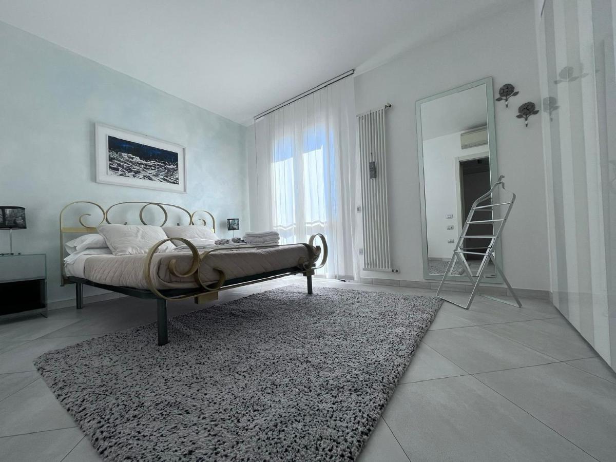 Villa Fenix Milano Экстерьер фото